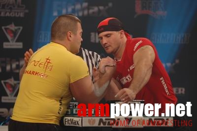 Vendetta in Dubai # Siłowanie na ręce # Armwrestling # Armpower.net