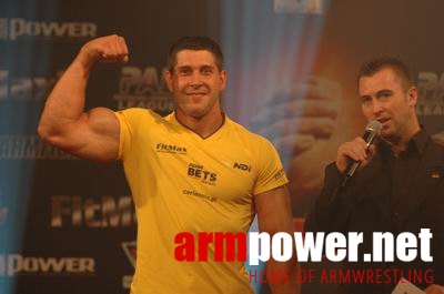 Vendetta in Dubai # Armwrestling # Armpower.net