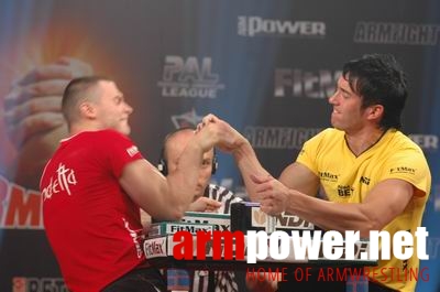 Vendetta in Dubai # Siłowanie na ręce # Armwrestling # Armpower.net