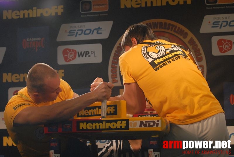 Nemiroff World Cup 2007 - Day 1 # Siłowanie na ręce # Armwrestling # Armpower.net