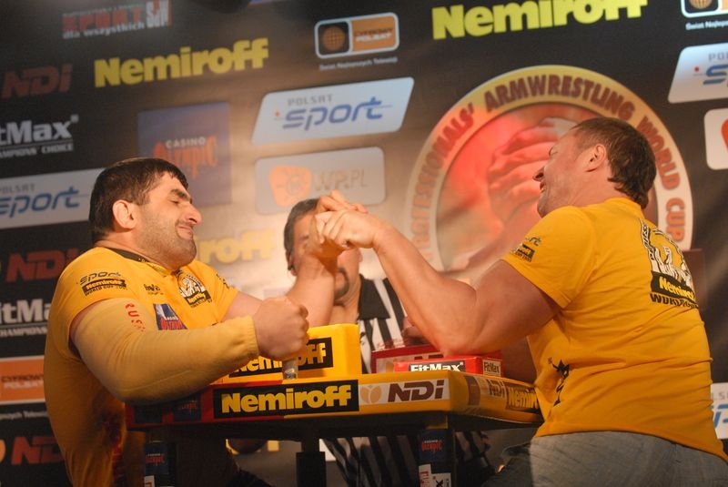 Nemiroff World Cup 2007 - Day 1 # Armwrestling # Armpower.net