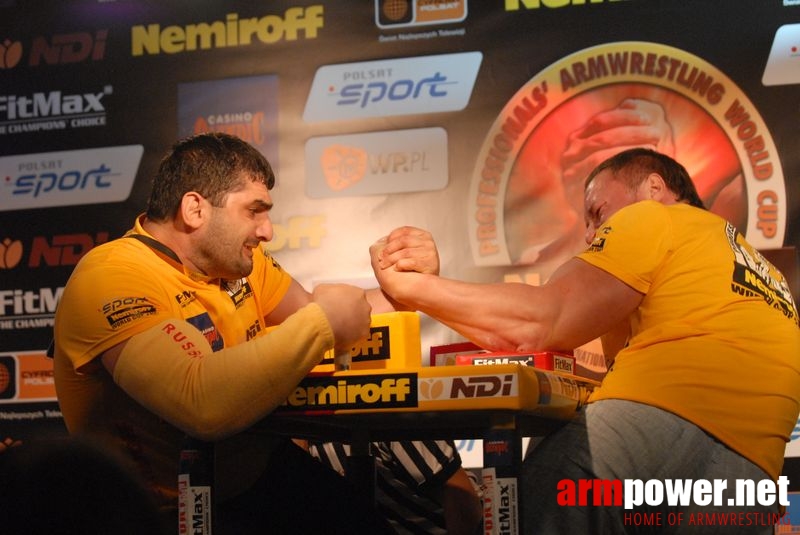 Nemiroff World Cup 2007 - Day 1 # Armwrestling # Armpower.net