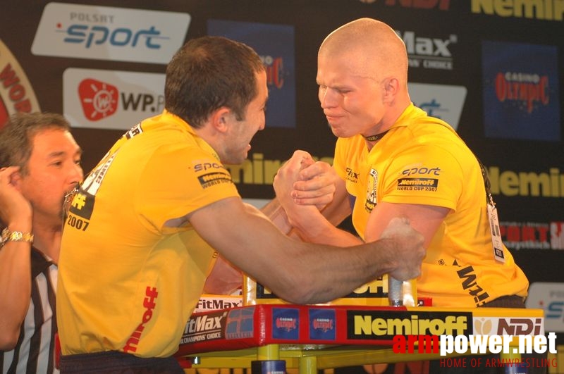 Nemiroff World Cup 2007 - Day 1 # Siłowanie na ręce # Armwrestling # Armpower.net