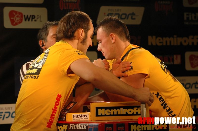 Nemiroff World Cup 2007 - Day 1 # Siłowanie na ręce # Armwrestling # Armpower.net