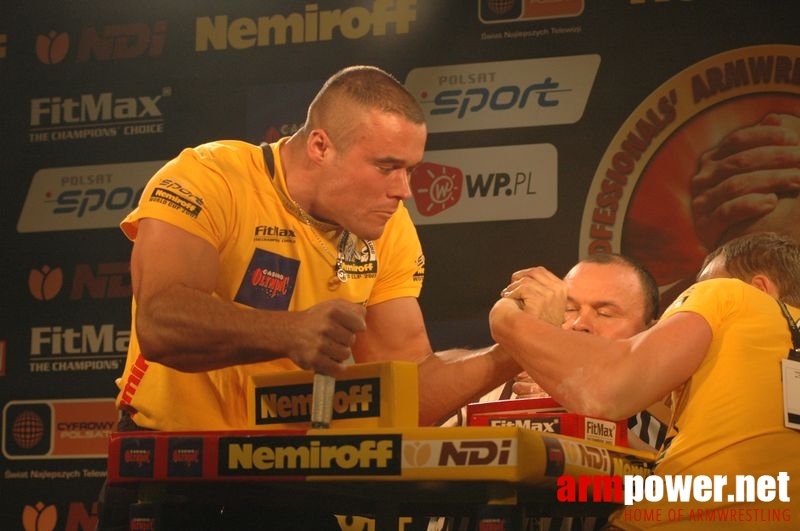 Nemiroff World Cup 2007 - Day 1 # Armwrestling # Armpower.net