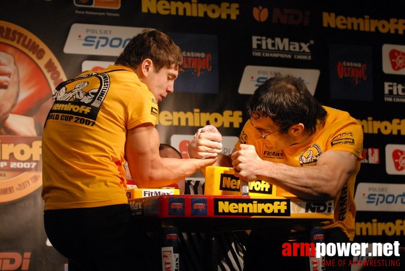 Nemiroff World Cup 2007 - Day 2 # Siłowanie na ręce # Armwrestling # Armpower.net