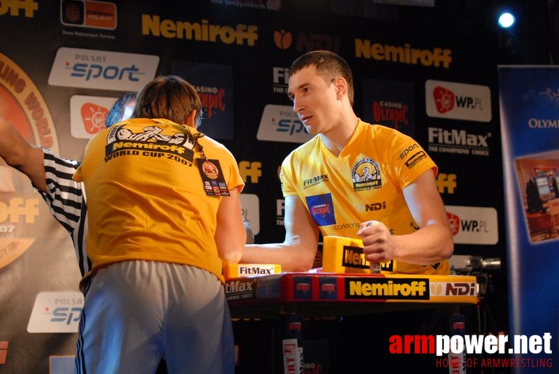 Nemiroff World Cup 2007 - Day 2 # Siłowanie na ręce # Armwrestling # Armpower.net