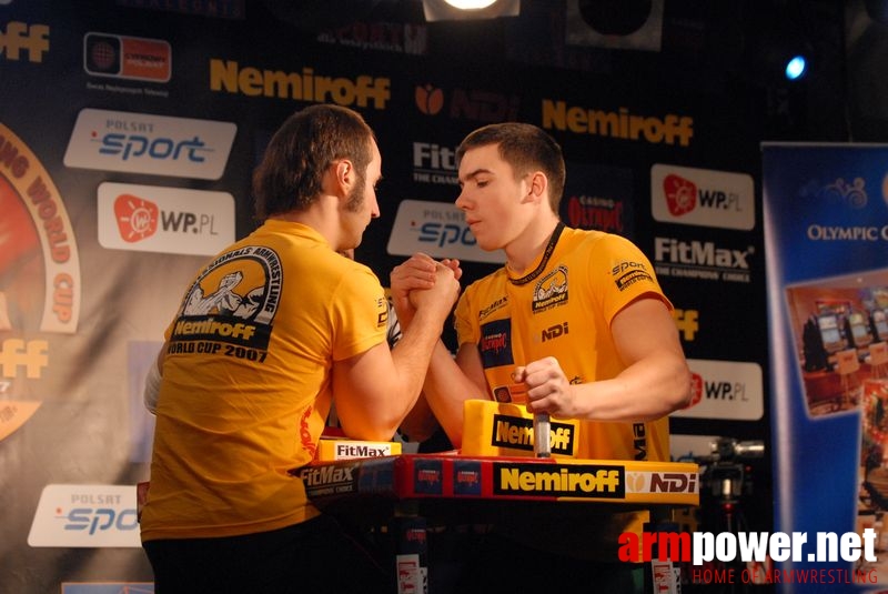 Nemiroff World Cup 2007 - Day 2 # Siłowanie na ręce # Armwrestling # Armpower.net