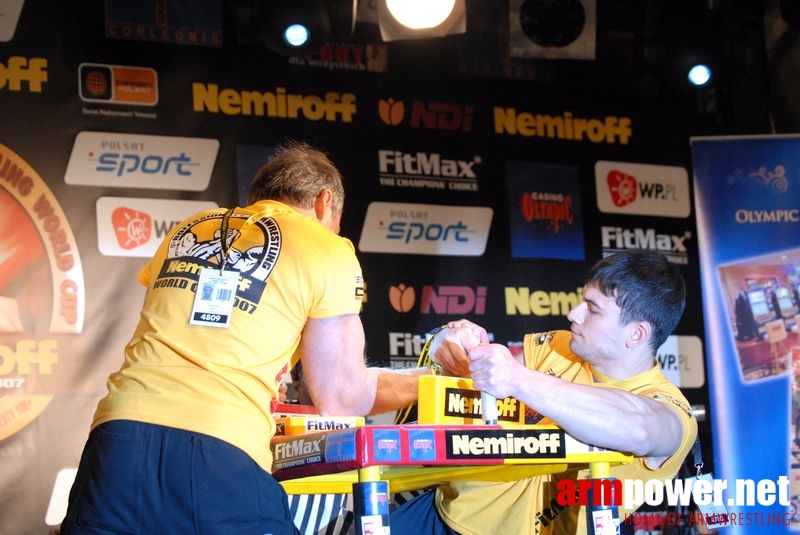 Nemiroff World Cup 2007 - Day 2 # Siłowanie na ręce # Armwrestling # Armpower.net