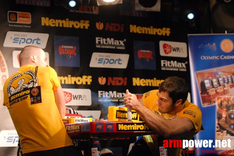 Nemiroff World Cup 2007 - Day 2 # Siłowanie na ręce # Armwrestling # Armpower.net