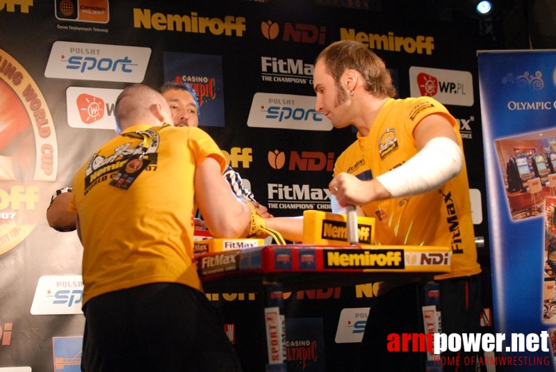 Nemiroff World Cup 2007 - Day 2 # Siłowanie na ręce # Armwrestling # Armpower.net