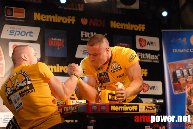 Nemiroff World Cup 2007 - Day 2 # Siłowanie na ręce # Armwrestling # Armpower.net