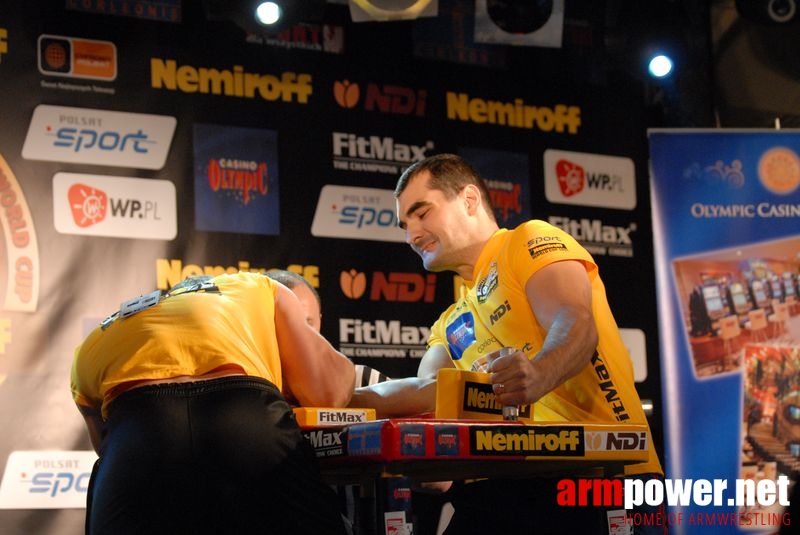 Nemiroff World Cup 2007 - Day 2 # Siłowanie na ręce # Armwrestling # Armpower.net