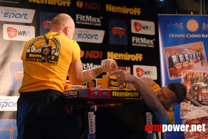 Nemiroff World Cup 2007 - Day 2 # Siłowanie na ręce # Armwrestling # Armpower.net