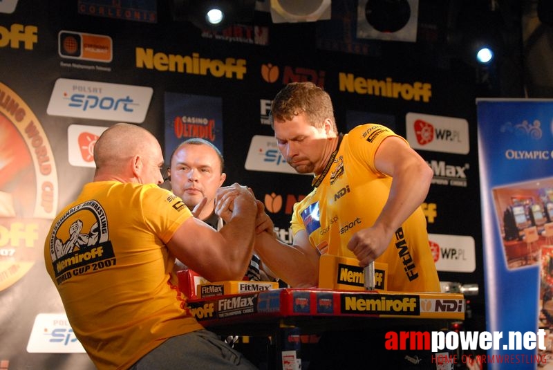 Nemiroff World Cup 2007 - Day 2 # Armwrestling # Armpower.net