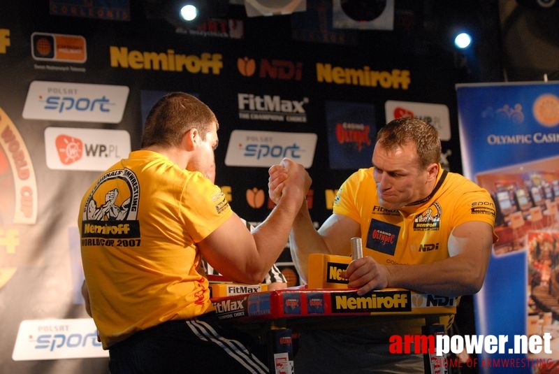 Nemiroff World Cup 2007 - Day 2 # Siłowanie na ręce # Armwrestling # Armpower.net