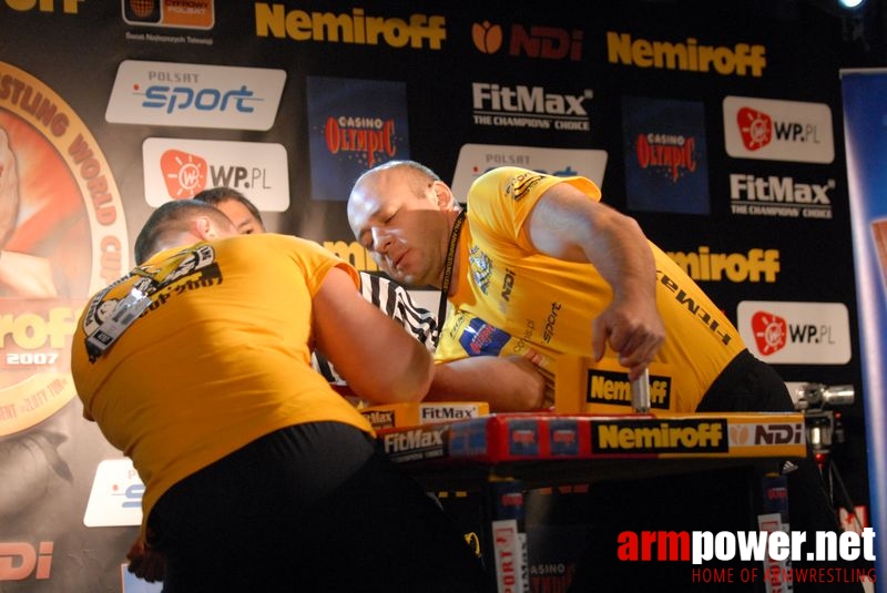 Nemiroff World Cup 2007 - Day 2 # Siłowanie na ręce # Armwrestling # Armpower.net