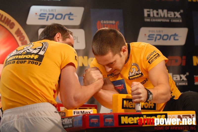 Nemiroff World Cup 2007 - Day 2 # Siłowanie na ręce # Armwrestling # Armpower.net