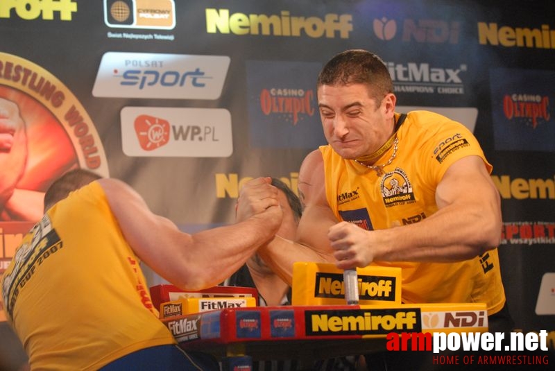 Nemiroff World Cup 2007 - Day 2 # Siłowanie na ręce # Armwrestling # Armpower.net