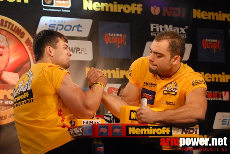 Nemiroff World Cup 2007 - Day 2 # Siłowanie na ręce # Armwrestling # Armpower.net