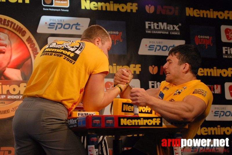 Nemiroff World Cup 2007 - Day 2 # Siłowanie na ręce # Armwrestling # Armpower.net