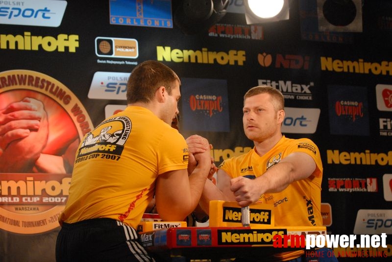 Nemiroff World Cup 2007 - Day 2 # Siłowanie na ręce # Armwrestling # Armpower.net