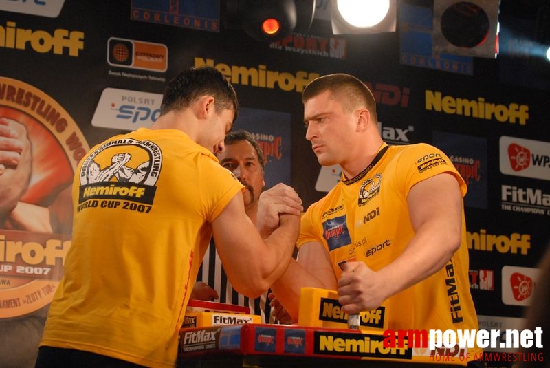 Nemiroff World Cup 2007 - Day 2 # Siłowanie na ręce # Armwrestling # Armpower.net