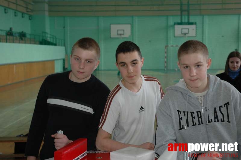 Mistrzostwa Gimnazjum Gdyńskich # Siłowanie na ręce # Armwrestling # Armpower.net