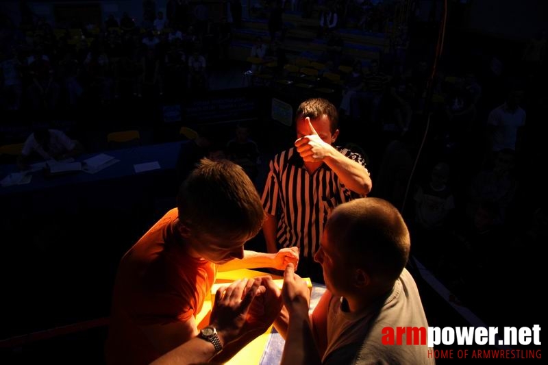 I Gala Gladiatorów - Ostróda (zdj. Damian Drzewiecki) # Siłowanie na ręce # Armwrestling # Armpower.net