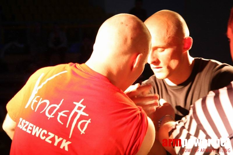 I Gala Gladiatorów - Ostróda (zdj. Damian Drzewiecki) # Siłowanie na ręce # Armwrestling # Armpower.net