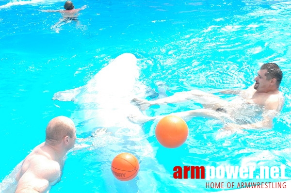 Vendetta Yalta - Swimming Pool # Siłowanie na ręce # Armwrestling # Armpower.net