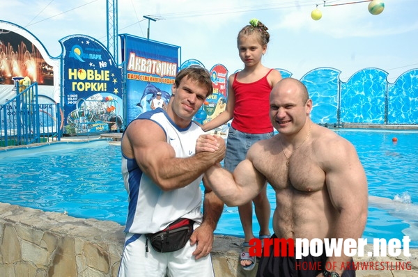 Vendetta Yalta - Swimming Pool # Armwrestling # Armpower.net