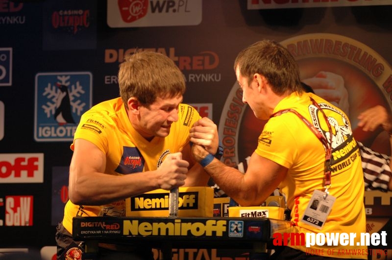 Nemiroff 2008 - Day 1 - Left hand # Siłowanie na ręce # Armwrestling # Armpower.net