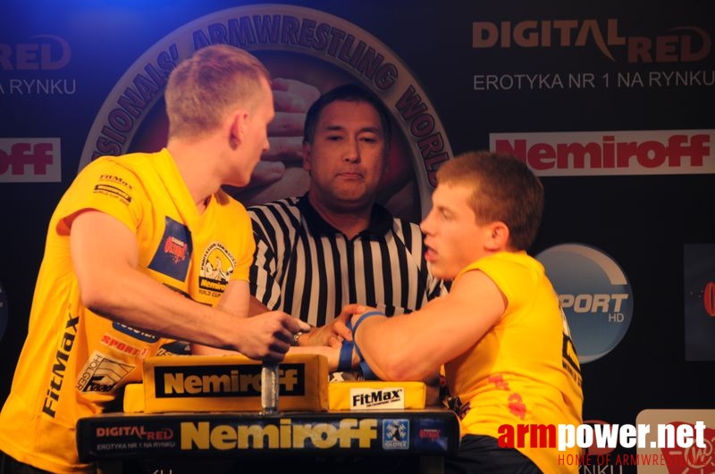 Nemiroff 2008 - Day 1 - Left hand # Armwrestling # Armpower.net