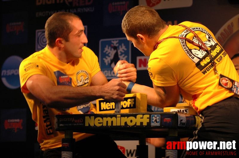 Nemiroff 2008 - Day 1 - Left hand # Armwrestling # Armpower.net