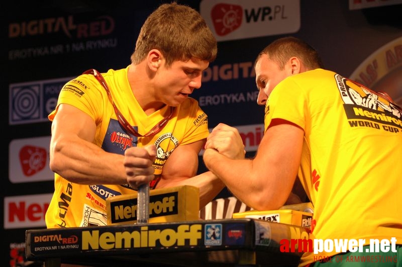 Nemiroff 2008 - Day 1 - Left hand # Siłowanie na ręce # Armwrestling # Armpower.net