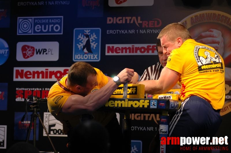 Nemiroff 2008 - Day 1 - Left hand # Siłowanie na ręce # Armwrestling # Armpower.net