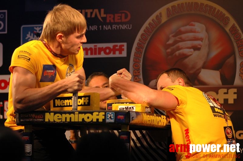 Nemiroff 2008 - Day 1 - Left hand # Siłowanie na ręce # Armwrestling # Armpower.net