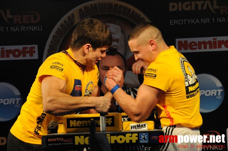 Nemiroff 2008 - Day 1 - Left hand # Siłowanie na ręce # Armwrestling # Armpower.net