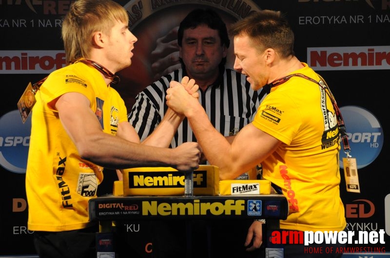 Nemiroff 2008 - Day 1 - Left hand # Siłowanie na ręce # Armwrestling # Armpower.net