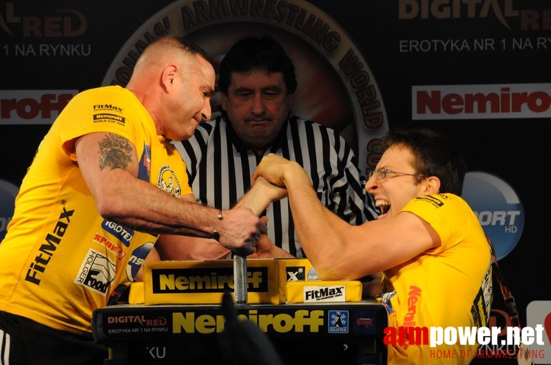 Nemiroff 2008 - Day 1 - Left hand # Siłowanie na ręce # Armwrestling # Armpower.net