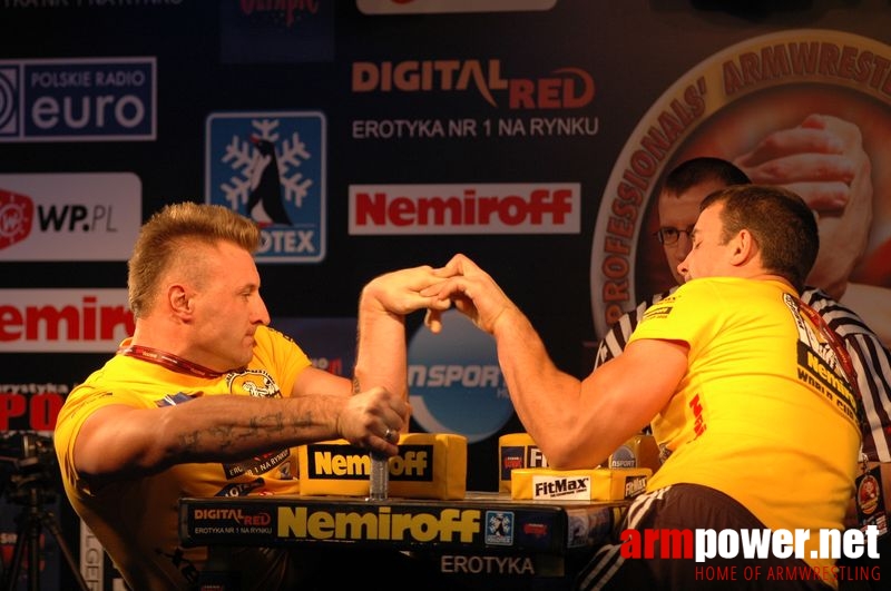 Nemiroff 2008 - Day 1 - Left hand # Siłowanie na ręce # Armwrestling # Armpower.net