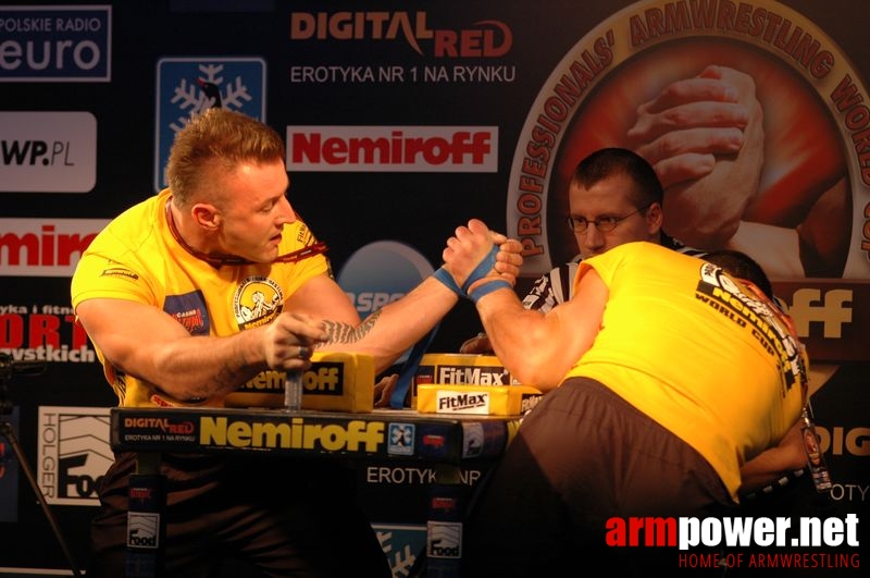 Nemiroff 2008 - Day 1 - Left hand # Siłowanie na ręce # Armwrestling # Armpower.net