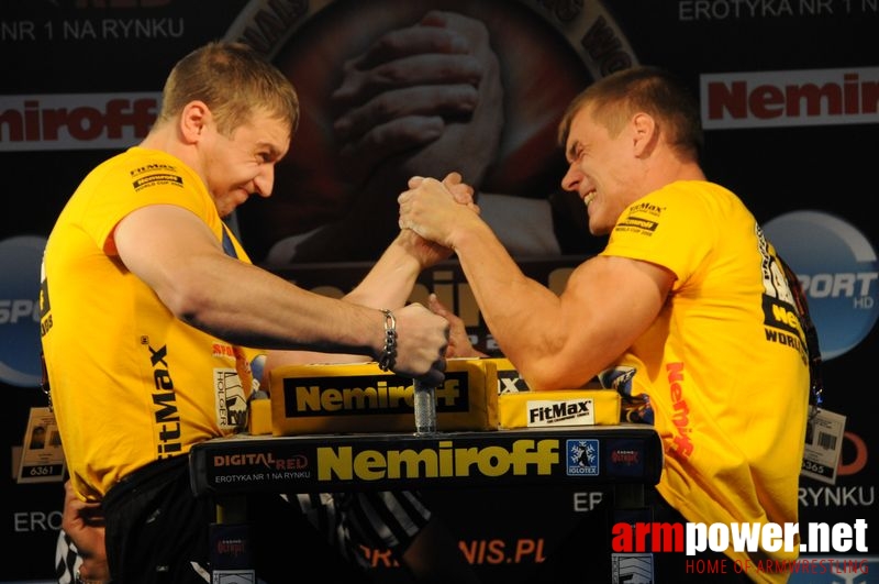 Nemiroff 2008 - Day 1 - Left hand # Siłowanie na ręce # Armwrestling # Armpower.net