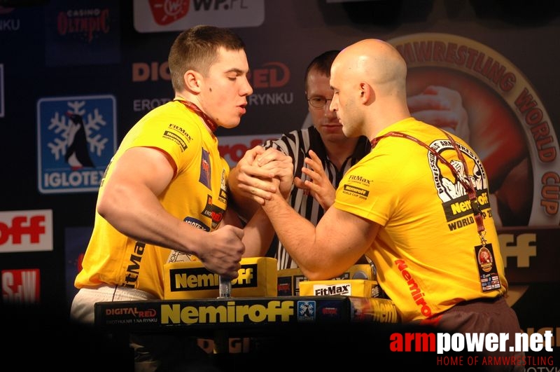 Nemiroff 2008 - Day 1 - Left hand # Siłowanie na ręce # Armwrestling # Armpower.net