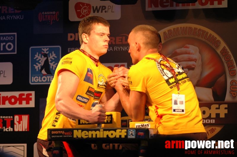 Nemiroff 2008 - Day 1 - Left hand # Siłowanie na ręce # Armwrestling # Armpower.net