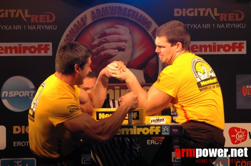 Nemiroff 2008 - Day 1 - Left hand # Armwrestling # Armpower.net