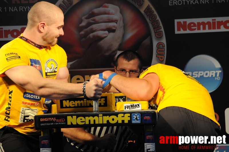 Nemiroff 2008 - Day 1 - Left hand # Siłowanie na ręce # Armwrestling # Armpower.net