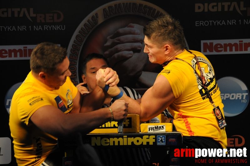 Nemiroff 2008 - Day 1 - Left hand # Siłowanie na ręce # Armwrestling # Armpower.net