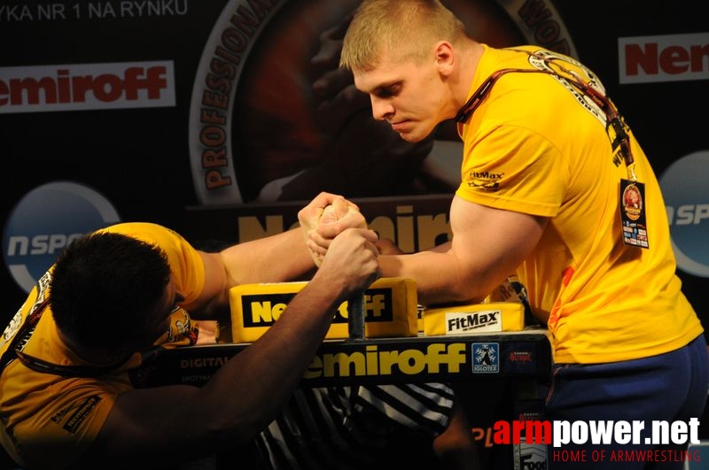 Nemiroff 2008 - Day 1 - Left hand # Armwrestling # Armpower.net